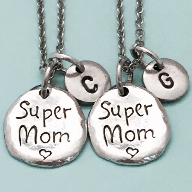 Bester Freund Halskette, Super-Mom-Collier, Halskette Mutter, Bff Schwester, Freundschaft Schmuck, Personalisierte, Initial, Monogramm von Toodaughters