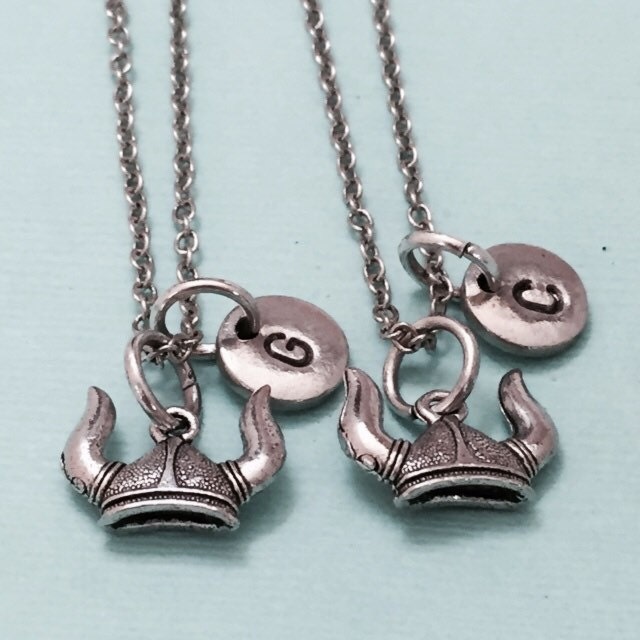 Bester Freund Halskette, Wikinger Helm Halskette Helm, Bff Schwester, Freundschaft Schmuck, Personalisierte, Initial, Monogramm von Toodaughters
