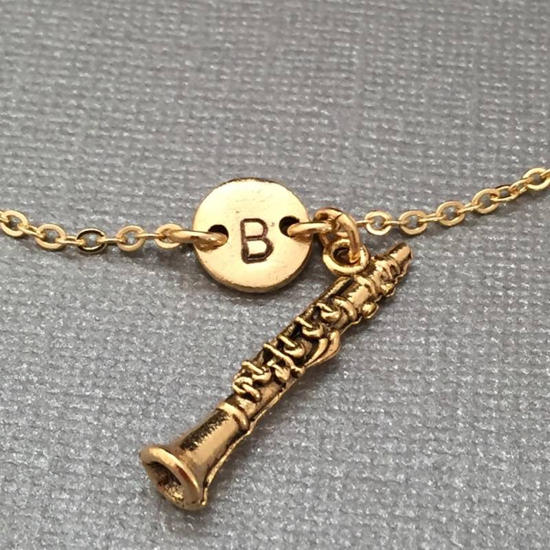 Bettelarmband Klarinette Charme, Verstellbare Armband, Musikinstrument, Personalisiertes Erste Monogramm von Toodaughters