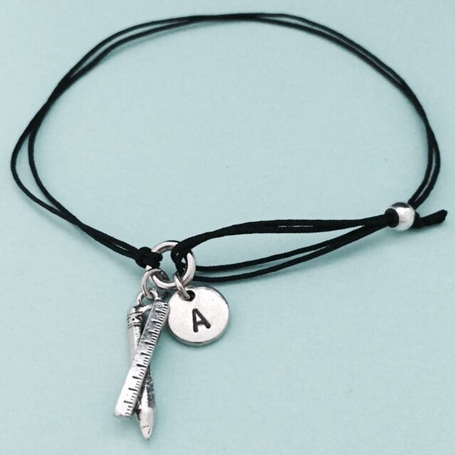 Bleistift Und Lineal Schnur Armband, Bettelarmband, Verstellbare Personalisierte, Initial, Monogramm von Toodaughters