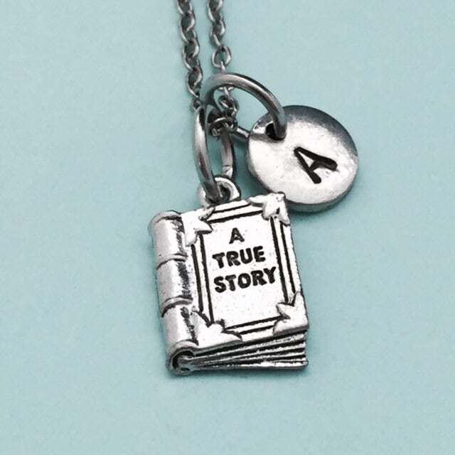 Eine Wahre Geschichte-Halskette, Eine Geschichte Charme, Buch Halskette, Personalisierte Erste Ursprünglichen Monogramm von Toodaughters