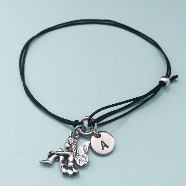 Fee Schnur Armband, Bettelarmband Fee, Verstellbare Bettelarmband, Personalisierte Initial, Monogramm von Toodaughters