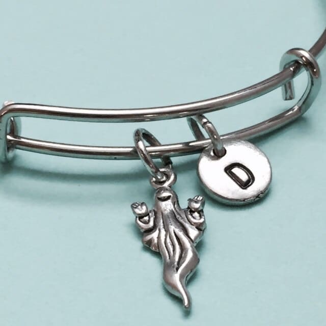 Geist-Armreif, Gespenst Charm Armband, Erweiterbar Armreif, Personalisiertes Anfängliche Monogramm von Toodaughters