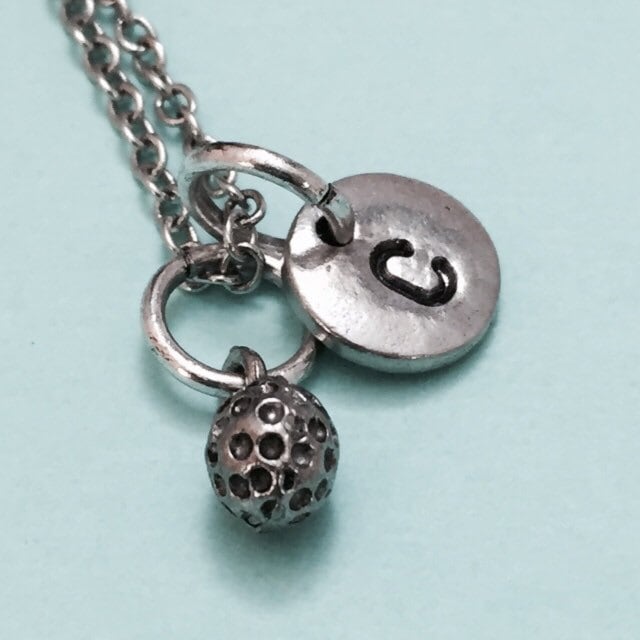 Golf-Kugel-Halskette, Golf Kugel Charm, Sport-Halskette, Personalisierte Collier, Anfängliche Halskette, Ursprünglichen Charme, Monogramm von Toodaughters