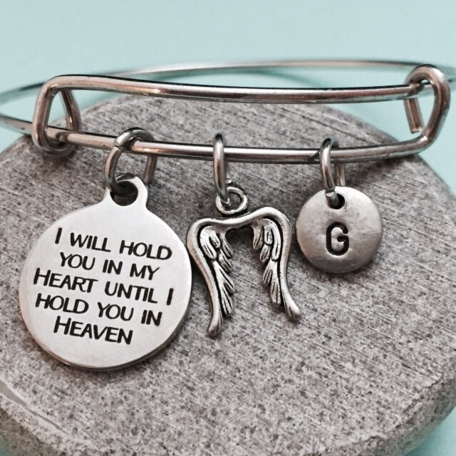 In Erinnerung An Armreif, in Bettelarmband, Erweiterbare Personalisierte Armband Charm Armreif Initial, Monogramm von Toodaughters