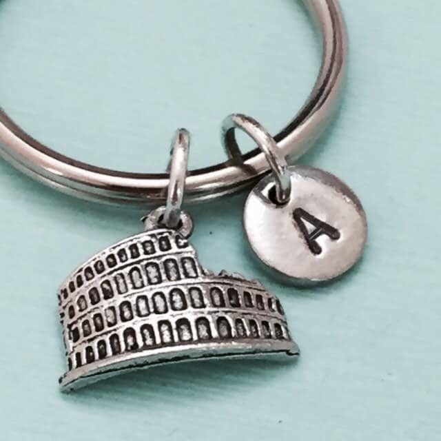 Kolosseum-Charme, Gebäude Schlüsselbund, Personalisierte Schlüsselanhänger, Anfängliche Kolosseum Ursprünglichen Charme, Angepasst, Monogramm von Toodaughters