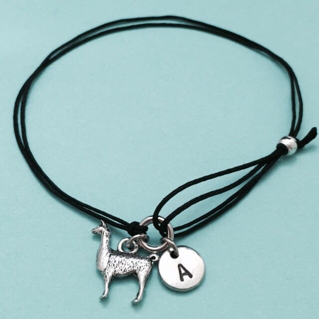 Lama Kordel Armband, Bettelarmband, Verstellbares Personalisiertes Ursprüngliches Monogramm von Toodaughters