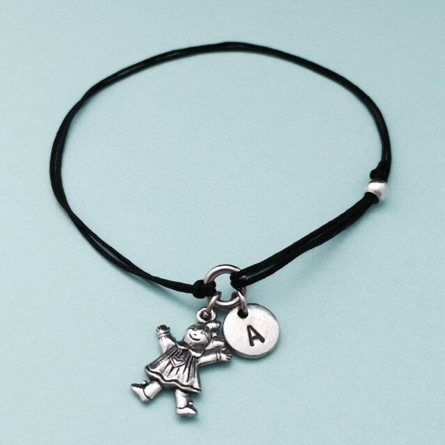 Mädchen Schnur Armband, Bettelarmband Mädchen, Verstellbare Bettelarmband, Personalisierte Erste Monogramm von Toodaughters
