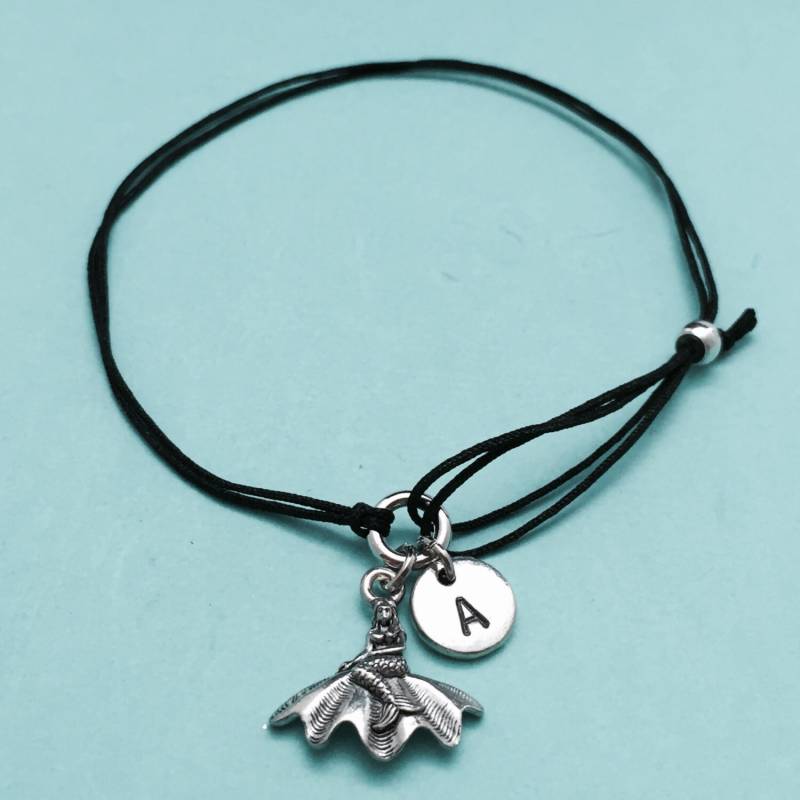 Meerjungfrau Schnur Armband, Bettelarmband Meerjungfrau, Verstellbare Bettelarmband, Personalisierte Initial, Monogramm von Toodaughters