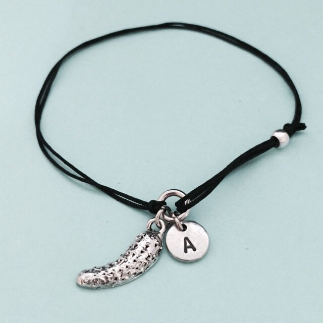 Pickle Schnur Armband, Bettelarmband Pickle, Verstellbare Bettelarmband, Personalisierte Initial, Monogramm von Toodaughters