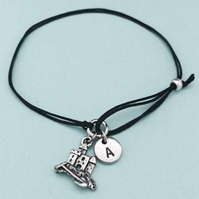 Sandburg Schnur Armband, Bettelarmband Sandburg, Verstellbare Bettelarmband, Personalisierte Erste Monogramm von Toodaughters