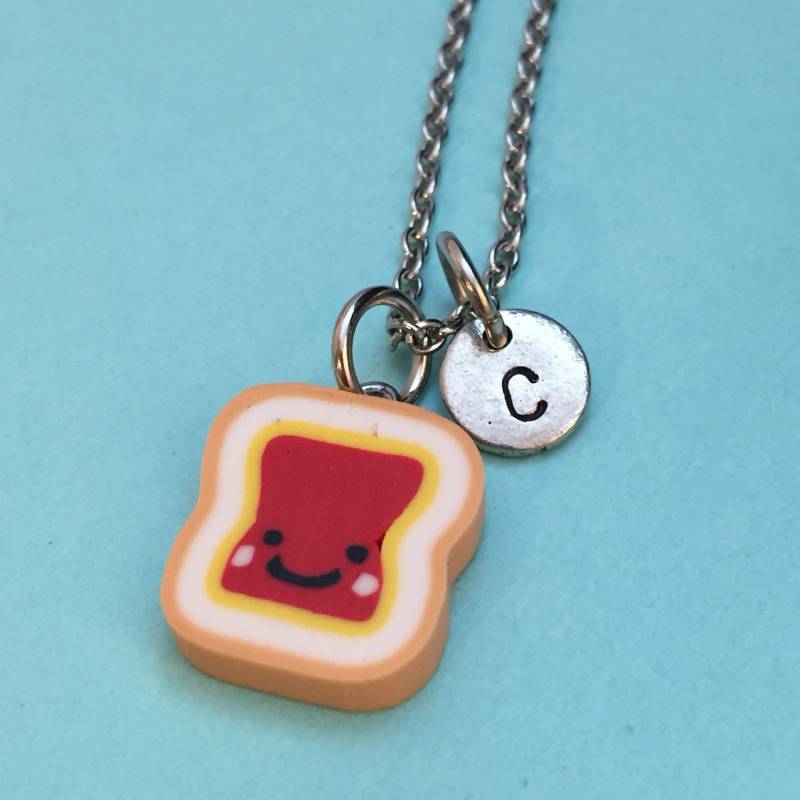 Scheibe Brot, Brot Charme, Toast-Halskette, Personalisierte Halskette, Erste Kette, Monogramm von Toodaughters