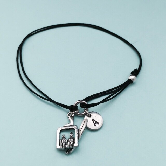 Skilift Schnur Armband, Bettelarmband Skilift, Verstellbare Bettelarmband, Personalisierte Erste Monogramm von Toodaughters