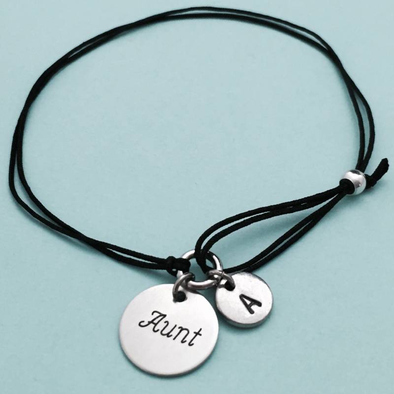 Tante Schnur Armband, Bettelarmband, Verstellbare Personalisierte Initial, Monogramm von Toodaughters