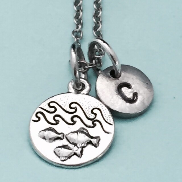 Wasser Symbol Halskette, Charme, Personalisierte Erste Ursprünglichen Monogramm von Toodaughters