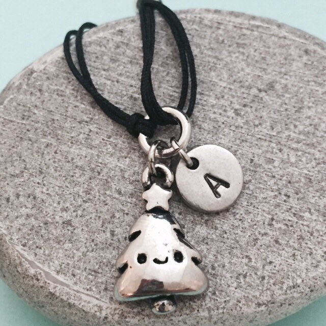 Weihnachtsbaum Schnur Armband, Bettelarmband Weihnachtsbaum, Verstellbare Bettelarmband, Personalisierte, Initial, Monogramm von Toodaughters