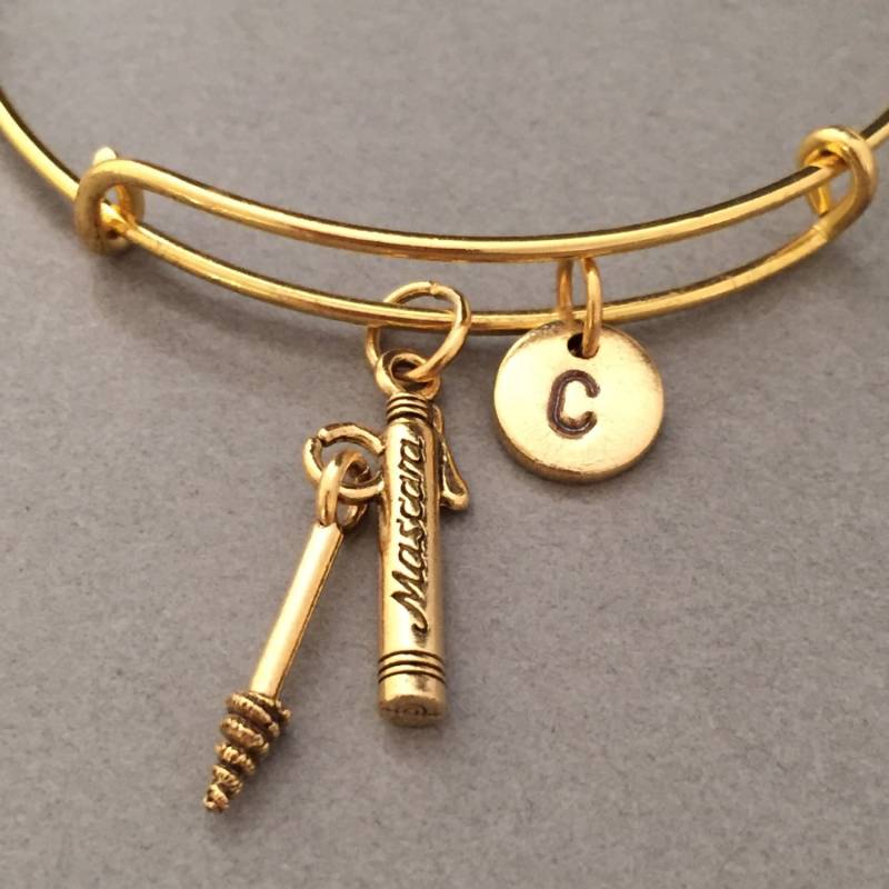 Wimperntusche Armreif, Bettelarmband, Erweiterbare Charm Personalisierte Armband, Erste Monogramm Wimperntusche Armreif, Bettelarmband, Erweiterbare Charm Personalisierte Armband, Erste Monogramm von Toodaughters