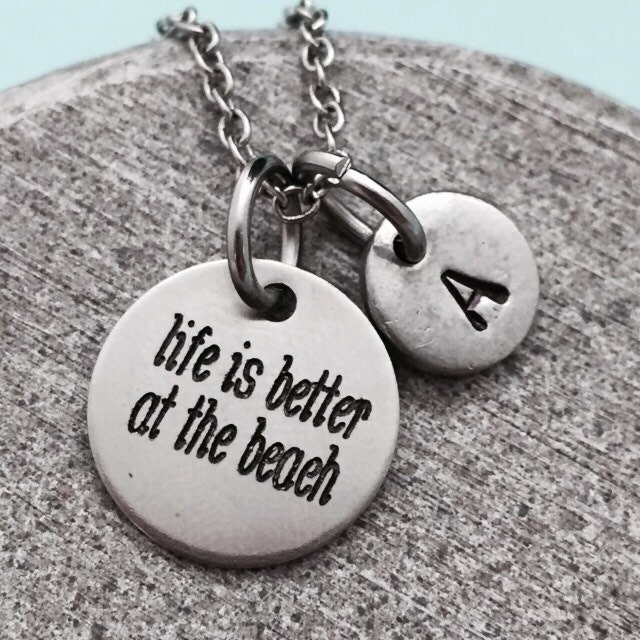 strand Charme, Urlaub Halskette, Personalisierte Erste Monogramm von Toodaughters