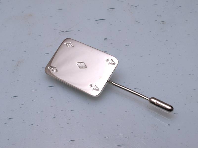 Spielkarte Anstecknadel Spielkarte Anstecknadel von Toogoodtomelt