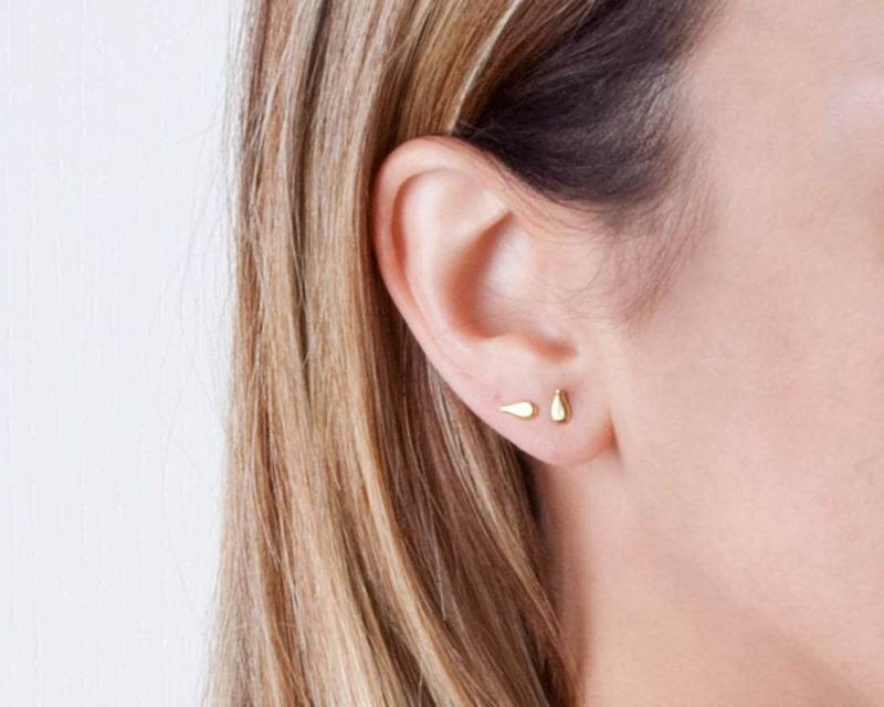 Kleine Träne Ohrstecker, Gold Sterling Silber, Rose Gold, Zarte Minimalist Knorpel, Er11 Kleine Träne Ohrstecker, Gold Sterling Silber, Rose Gold, Zarte Minimalist Knorpel, Er11 von Tooliks