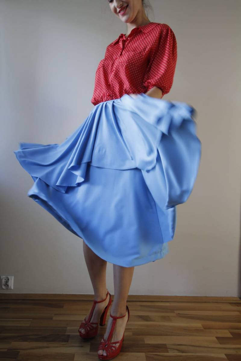 Echte Vintage Blue Midi-Rock Mit Rüschen, Handgenähtes von ToooMuchVintage