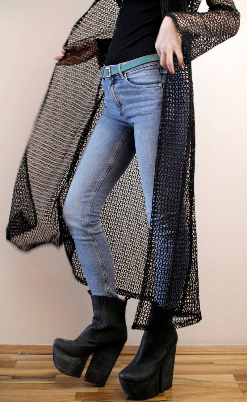 Echte Vintage Lang Häkeln Gothic Frau Cape Maxi Jacke Pullover Hand Aus Goth Eu38 von ToooMuchVintage