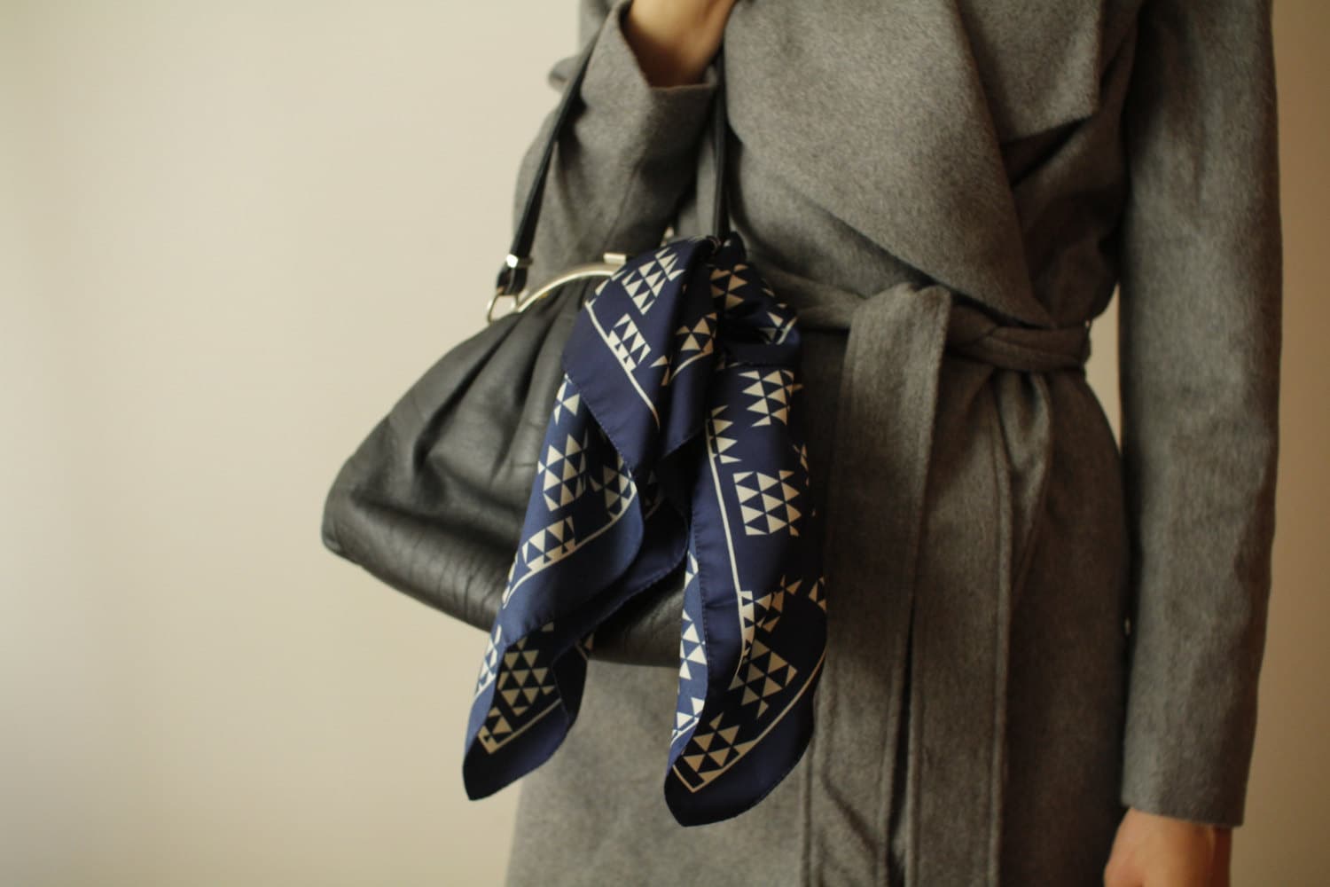 Jahrgang Aus Echtem Leder Schwarz Handtasche von ToooMuchVintage