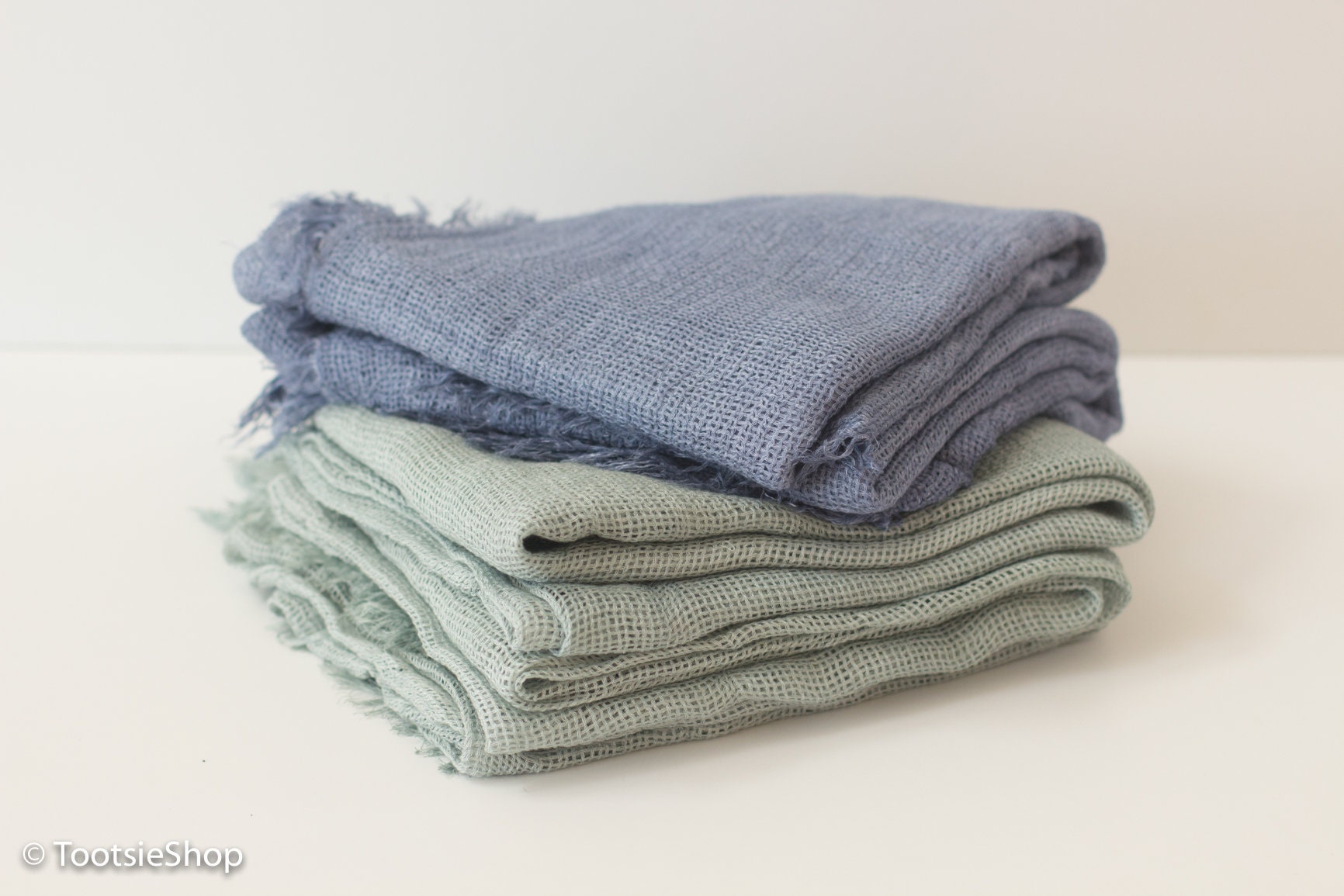 Gestrickte Neugeborenen Fotografie Schicht, Fransenschicht, Photo Prop Grüne Blaue Mauve Layer, Wrap von TootsieShop