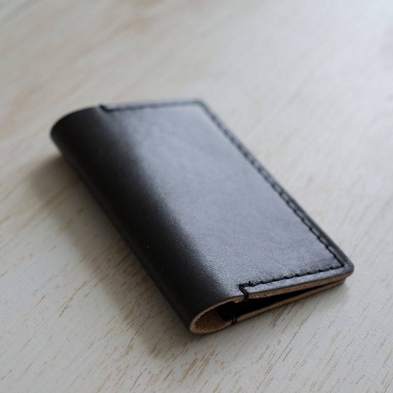 Handgefertigter Visitenkartenhalter Aus Leder Klappbar Minimalistisch Slim Wallet - Pflanzlich Gegerbt Handarbeit Schwarz/Elfenbein Handgefertigter Visitenkartenhalter Aus Leder Klappbar Minimalistisch Slim Wallet - Pflanzlich Gegerbt Handarbeit Schwarz/Elfenbein von TopG