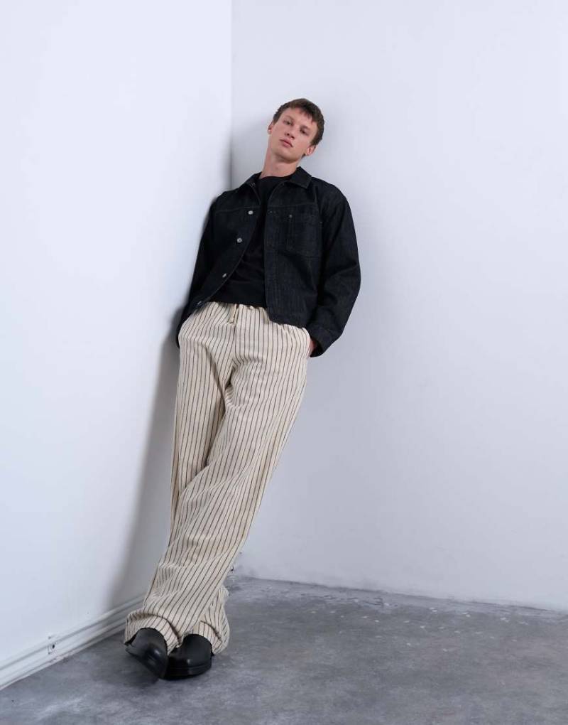 Topman - Baggy Fit Hose in gestreiftem Ecru-Weiß von Topman