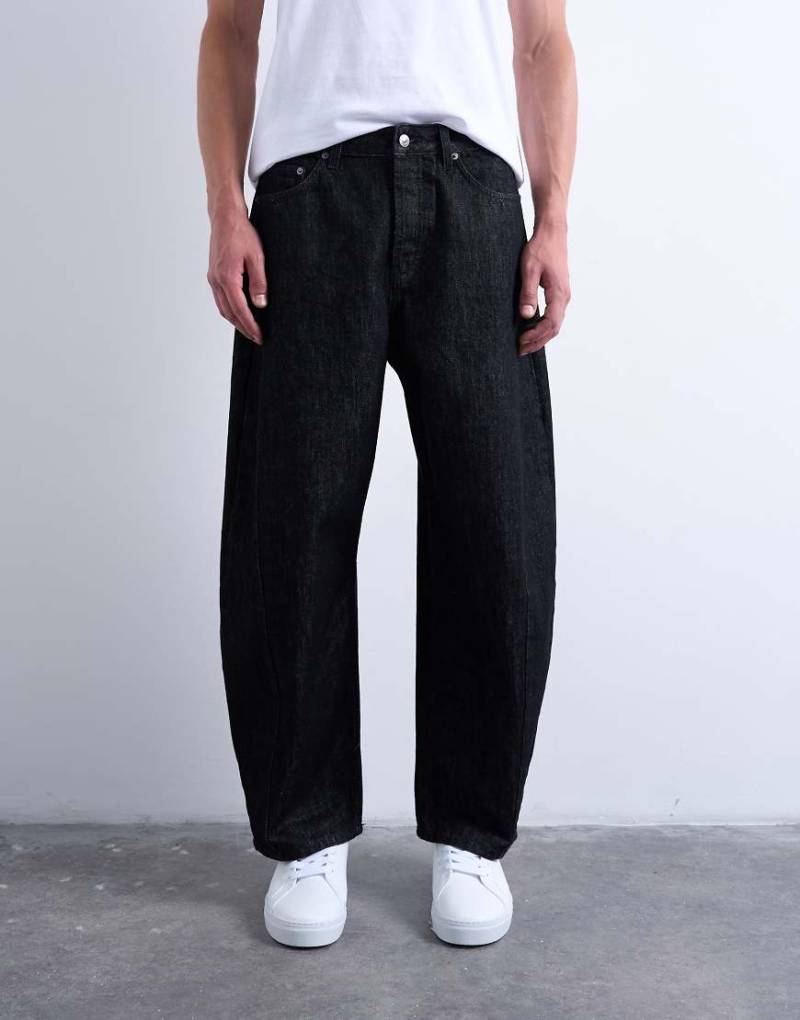 Topman - Barrel - Barrel Jeans aus festem Denim in Raw-Schwarz von Topman