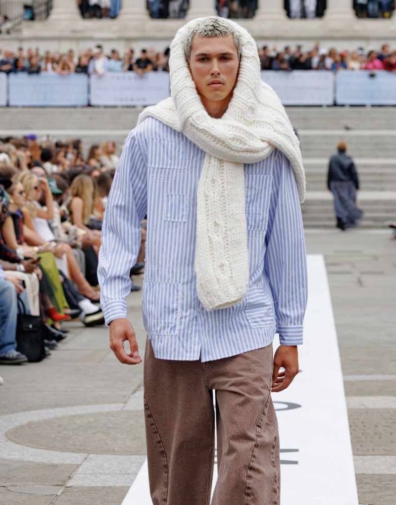 Topman - Barrel-Jeans aus festem Denim in Braun-Brown von Topman