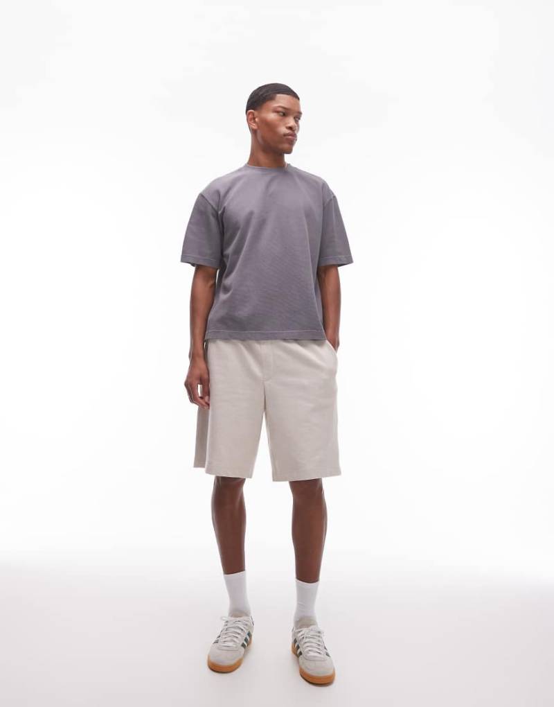 Topman - Cropped Fit T-Shirt in verwaschenem Anthrazit mit Waffelstruktur-Grau von Topman