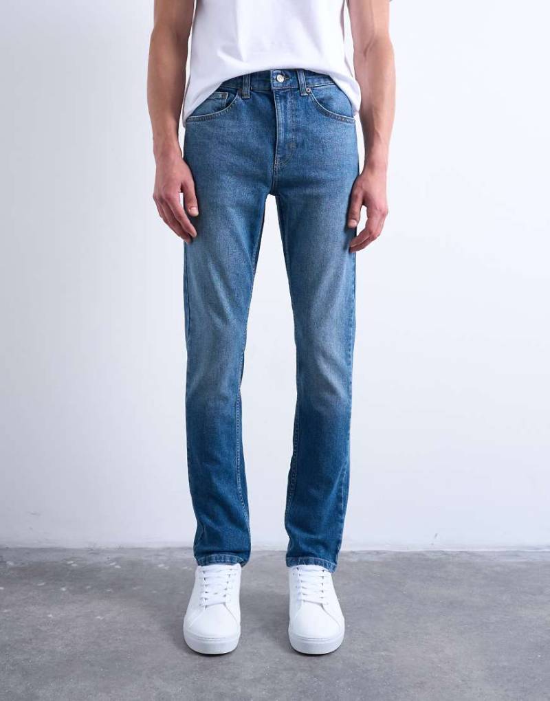 Topman - Eng geschnittene Jeans mit Stretch in mittlerer Waschung-Blau von Topman