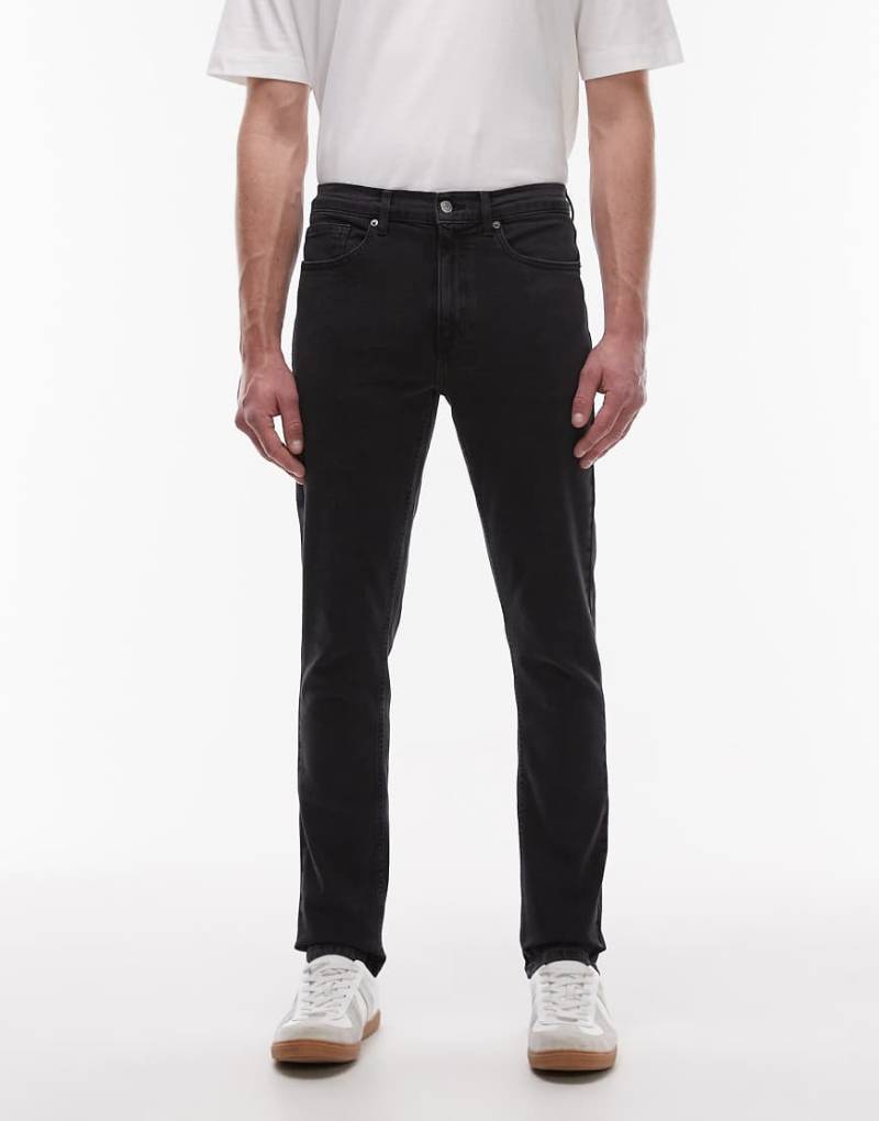Topman - Eng geschnittene Stretch-Jeans in verwaschenem Schwarz von Topman