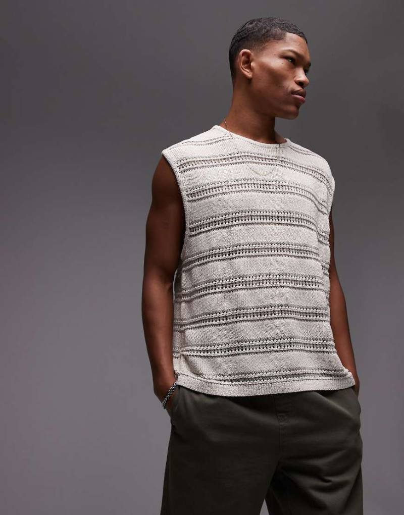 Topman - Relaxed-Fit-Tanktop aus Häkelstrick in Steinbeige mit Metallic-Garn-Neutral von Topman
