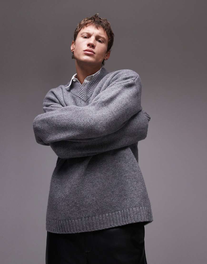 Topman - Hochwertiger Pullover aus Lammwolle mit V-Ausschnitt und lockerem Schnitt-Grau von Topman