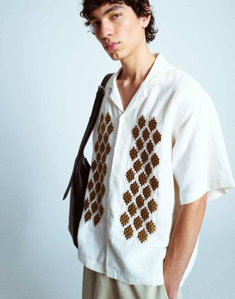 Topman - Hochwertiges Hemd aus Häkelware in Ecru mit Perlenbesatz-Neutral von Topman