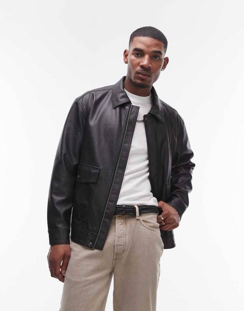 Topman - Jacke aus Kunstleder in Schwarz mit Fronttaschen von Topman