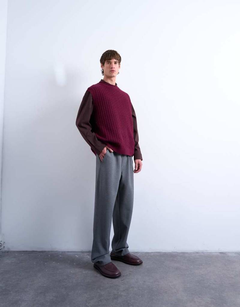 Topman - Jogginghose aus Interlock-Stoff in Grau mit geradem Bein Topman - Jogginghose aus Interlock-Stoff in Grau mit geradem Bein von Topman