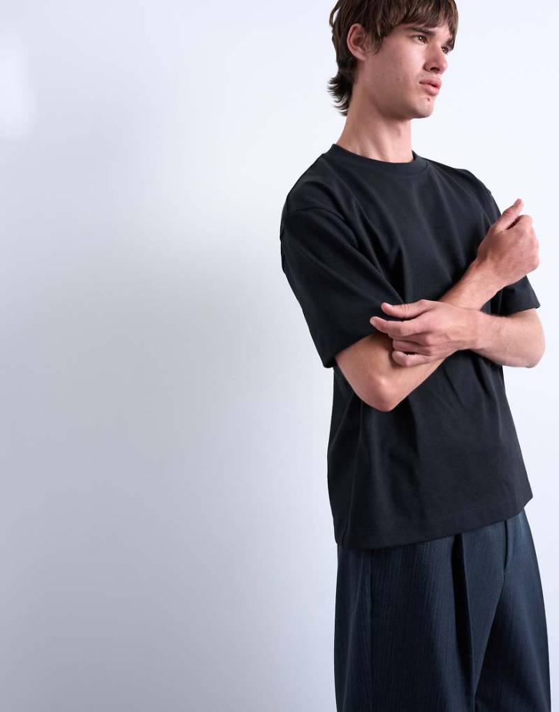 Topman - Hochwertiges Cropped-T-Shirt in Schwarz von Topman