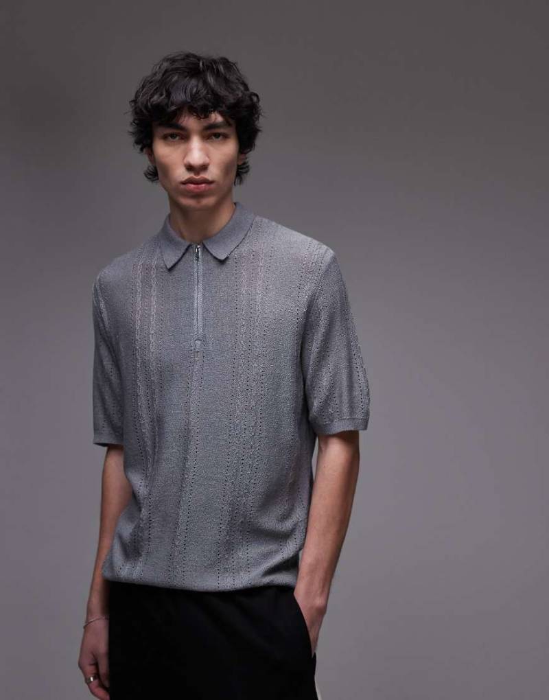 Topman - Kurzärmliges, gestricktes Polohemd in strukturiertem Grau mit kurzem Reißverschluss von Topman