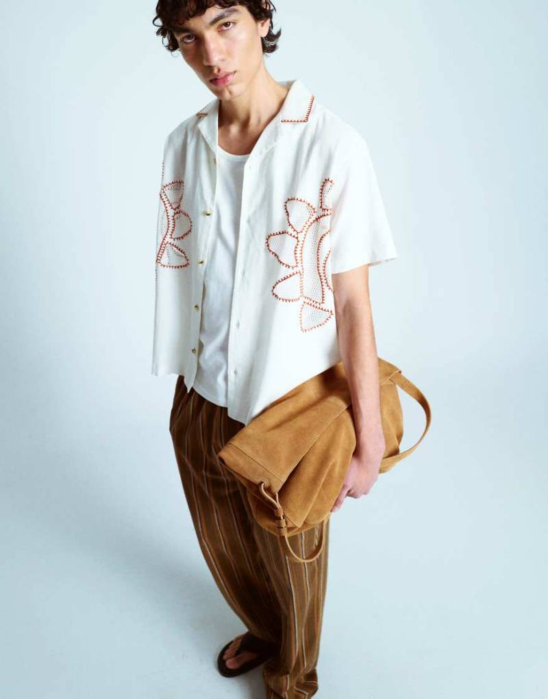 Topman - Kurzärmliges Hemd in Weiß mit gesticktem Sonnen-Motiv-Neutral von Topman