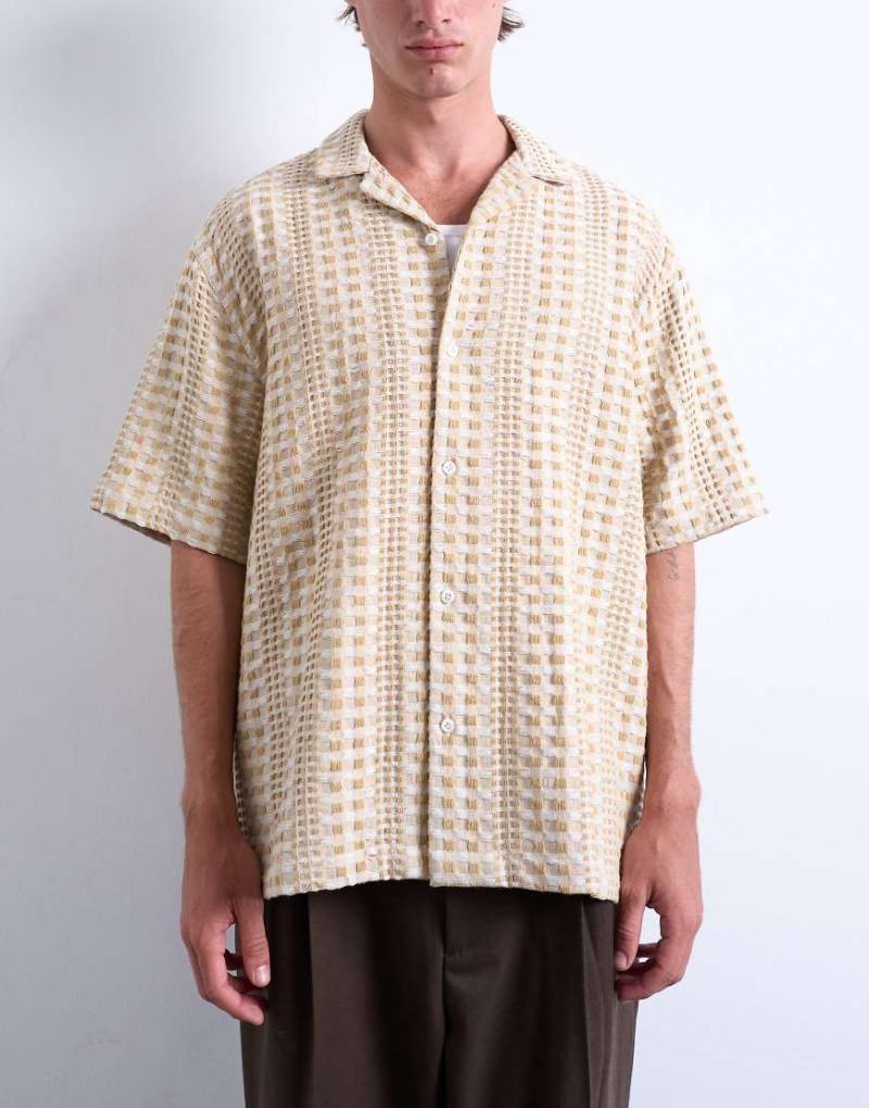 Topman - Kurzärmliges Relaxed Fit Hemd in Stein mit zweifarbiger Struktur-Rosa Topman - Kurzärmliges Relaxed Fit Hemd in Stein mit zweifarbiger Struktur-Rosa von Topman