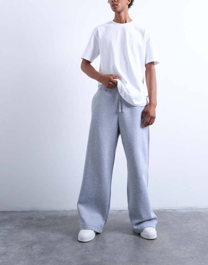 Topman - Lässig geschnittene Jogginghose in Kalkgrau von Topman