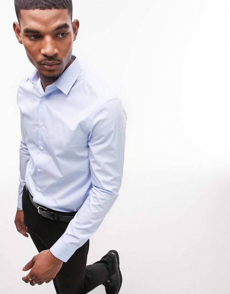 Topman - Langärmliges, elegantes Stretch-Hemd in enger Passform in Blau von Topman