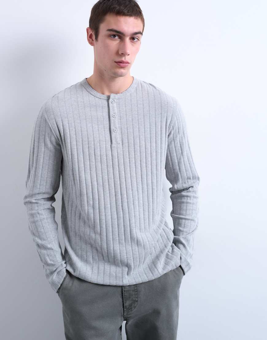 Topman - Langärmliges, geripptes Henley-T-Shirt in Grau von Topman