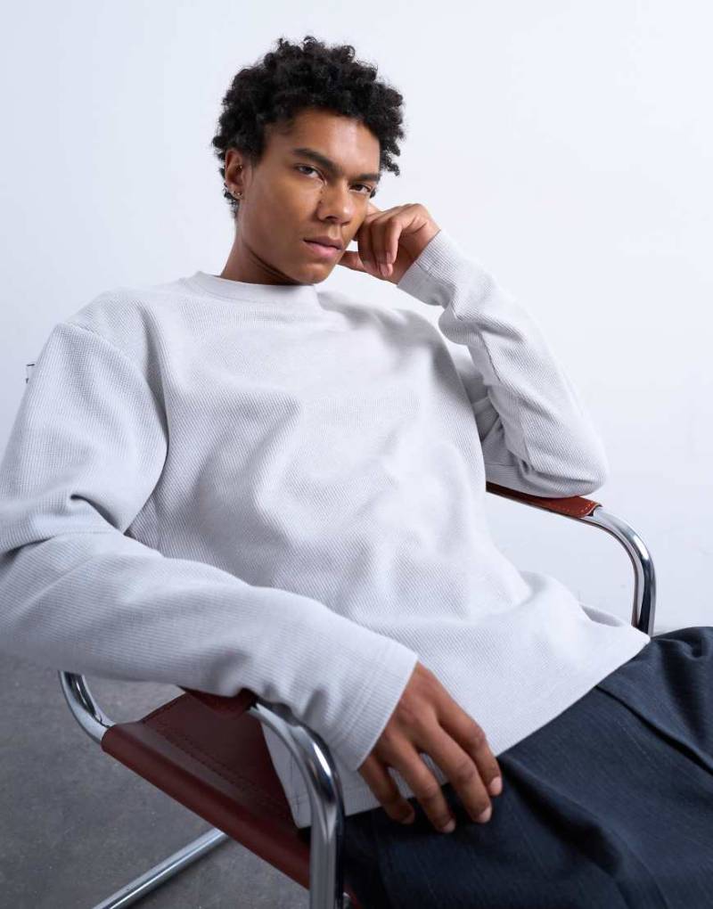 Topman - Schweres, langärmliges Cropped-T-Shirt in Grau mit Waffelstruktur von Topman