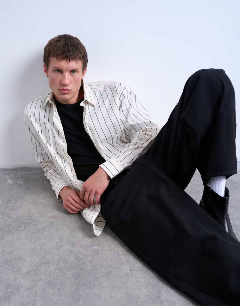 Topman - Oversize-Hemd in Ecru mit feinen Streifen-Weiß von Topman