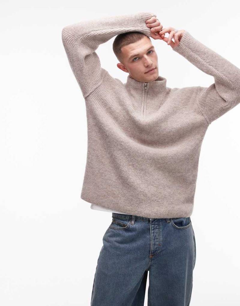 Topman - Oversize-Pullover in Haferbeige mit kurzem Reißverschluss-Neutral Topman - Oversize-Pullover in Haferbeige mit kurzem Reißverschluss-Neutral von Topman